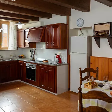 Landhuis Nentia *